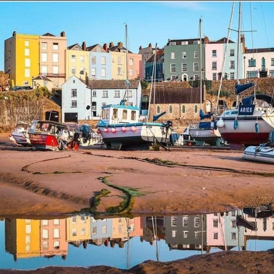 Sea Crest, Beautiful Home In Tenby With Sea Views エクステリア 写真