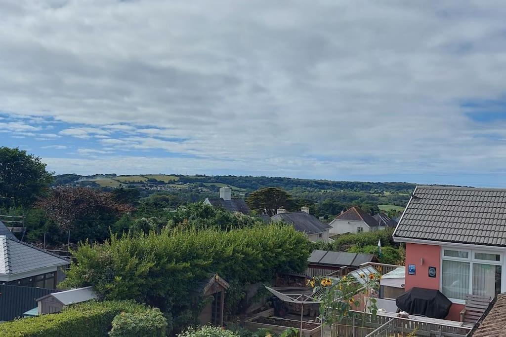 Sea Crest, Beautiful Home In Tenby With Sea Views エクステリア 写真